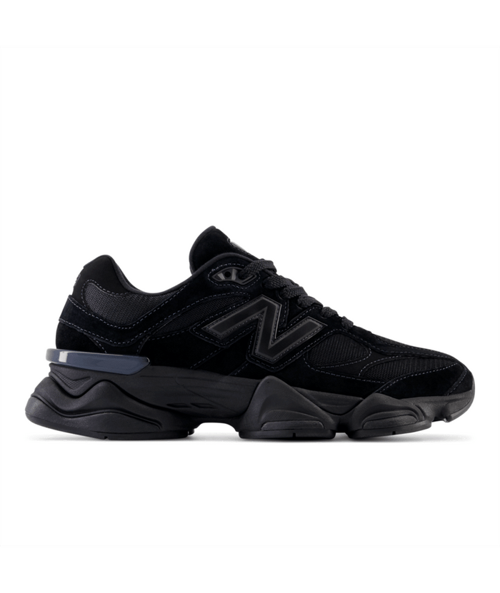 9060 Black Castlerock