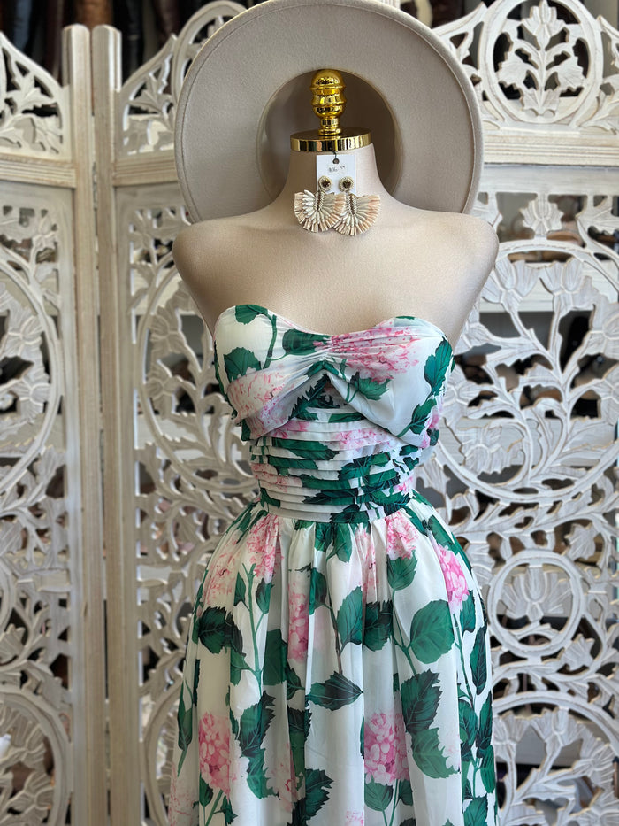 Floral Knotted Strapless Maxi Dress-No Estira, Not Stretchy