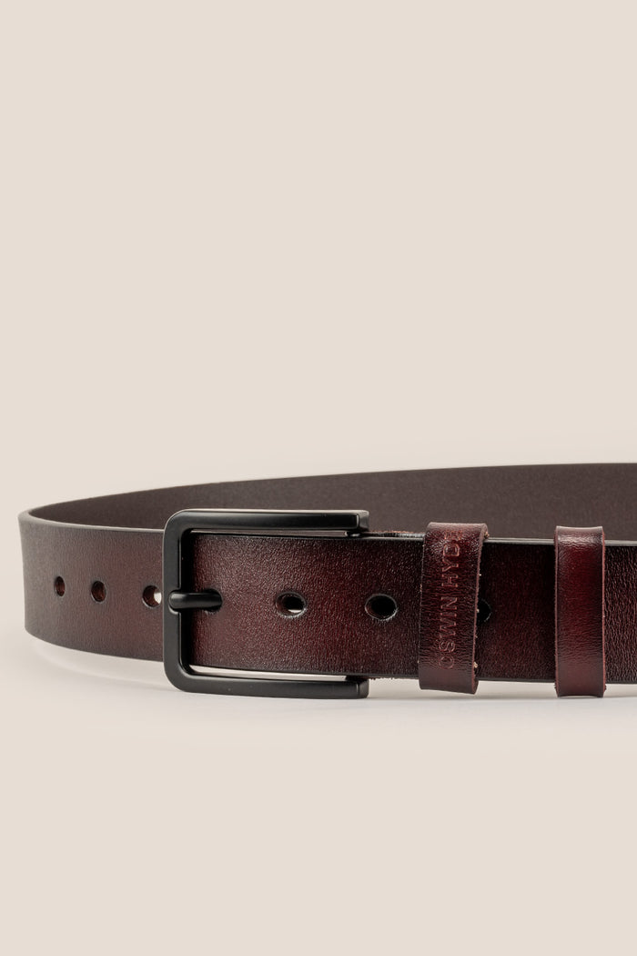 Oswin Hyde Carl Brown premium leather belt - Rich brown full-grain leather dress belt with polished hardware, designed for formal occasions and sophisticated everyday style