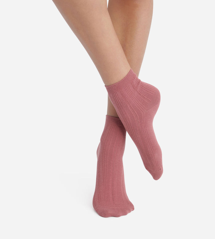 Chaussettes femme en coton pointelle Vieux Rose La Mode de Dim