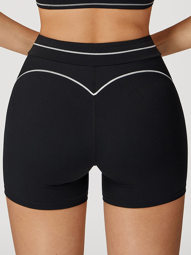 Contrast Color Big Heart Shape Push-lift Shorts