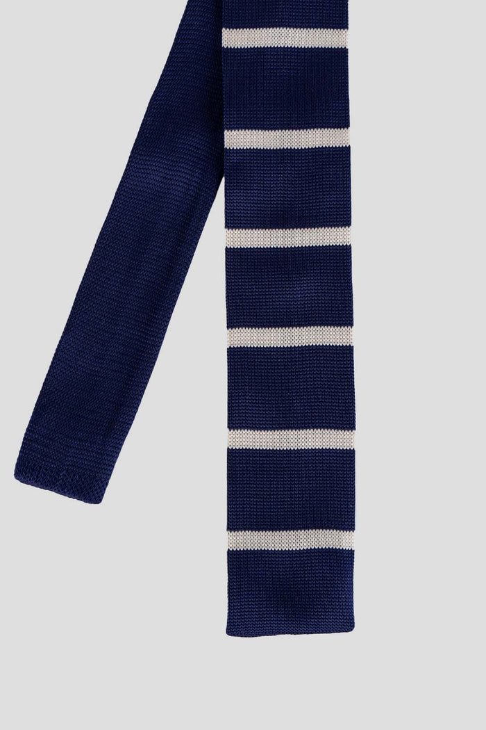 Drew Navy/White knitted tie with striped design, ideal for weddings, evening events, and formal occasions.