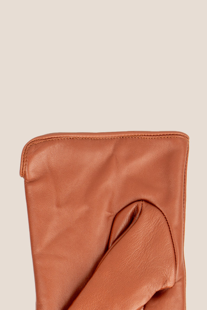 earl tan glove oswin hyde