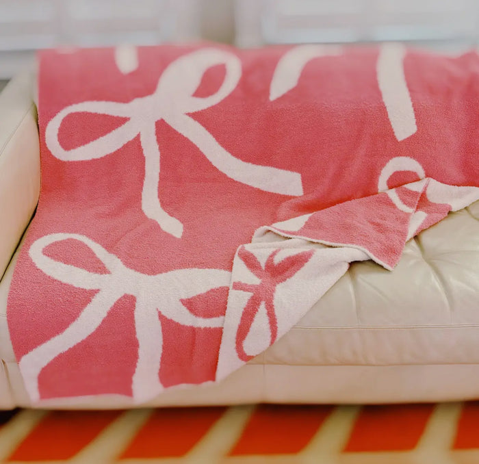 Ellison+Young Bow Party Coziest Blanket-White/Pink