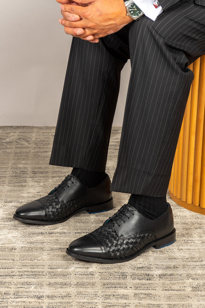 Heath black woven leather derby shoes for men by Oswin Hyde – breathable lace-up shoes with cushioned insole and refined texture for formal or smart casual wear.