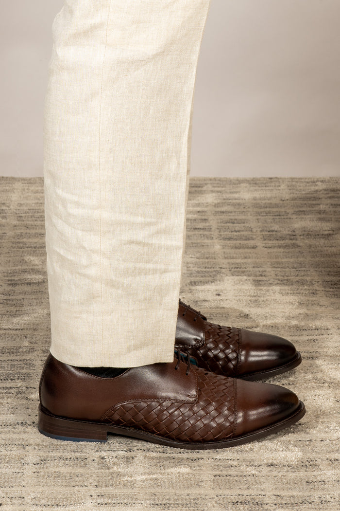 Men’s Heath brown leather woven derby lace-up shoes featuring a plain eyelet panel and capped toe, crafted from premium leather.