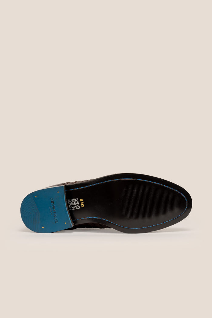 Men’s Heath brown leather woven derby lace-up shoes featuring a plain eyelet panel and capped toe, crafted from premium leather.