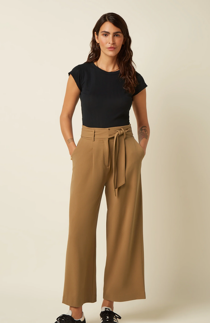 High-Waist Hose mit Bindegürtel, Ava Pants Tuillerie, Camel , Plus Size