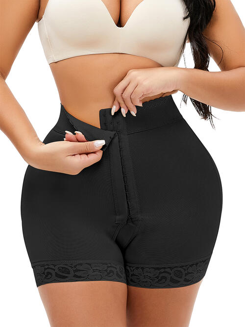 Hook & Eye Lace Shaping Shorts – Full Size
