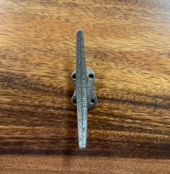 Boat Cleat 6" Cast Iron