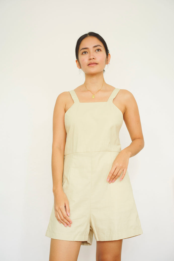 I’m On Vacation Romper Oat