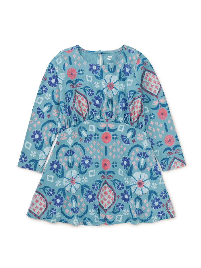 Long Sleeve Curved Waist Dress