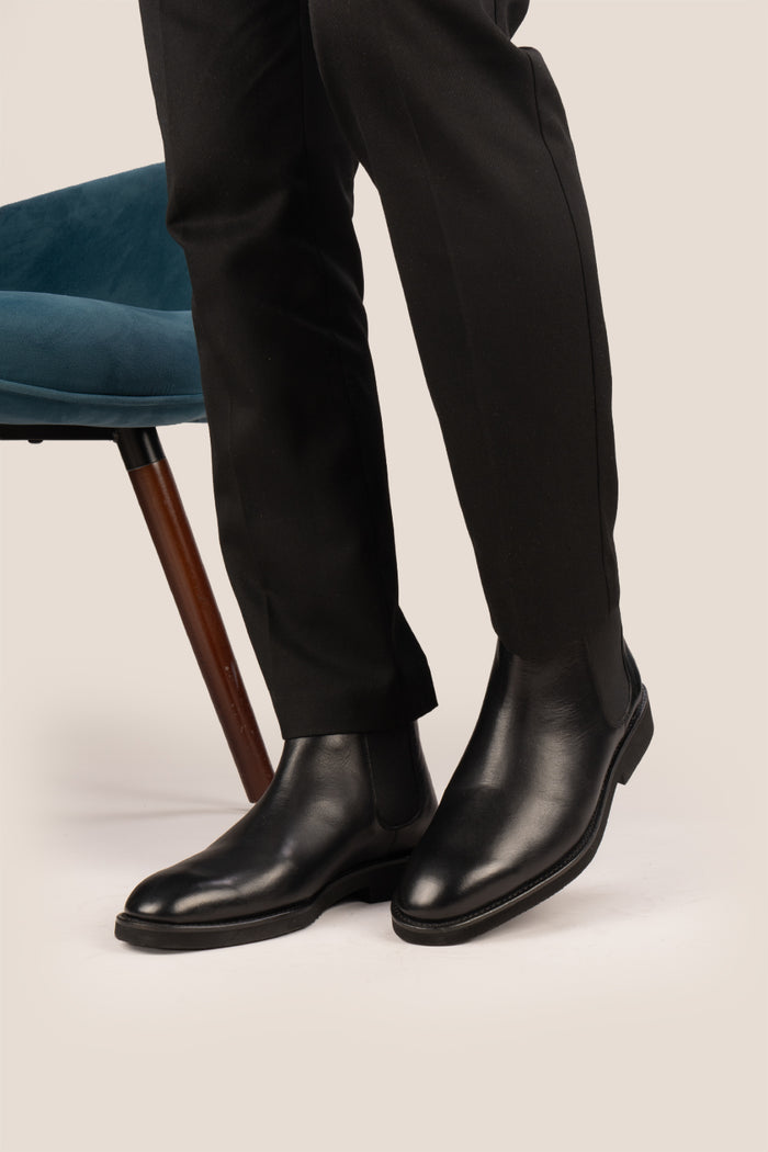 Michael Black Chelsea boots for men crafted in premium leather, designed for modern sophistication, comfort, and versatile casual or smart wear.