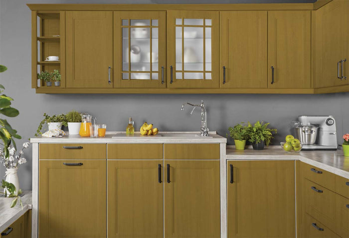 Retique It Multi-purpose Smooth Finish Kit in Old Oak for interior kitchen cabinets, showcasing wood top coat application on wood surfaces.