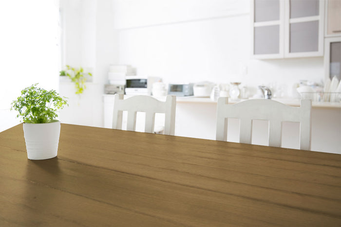 Retique It Multi-purpose Smooth Finish Kit (Large) in Barn Wood for interior tabletops, featuring matte top coat and wood finish.