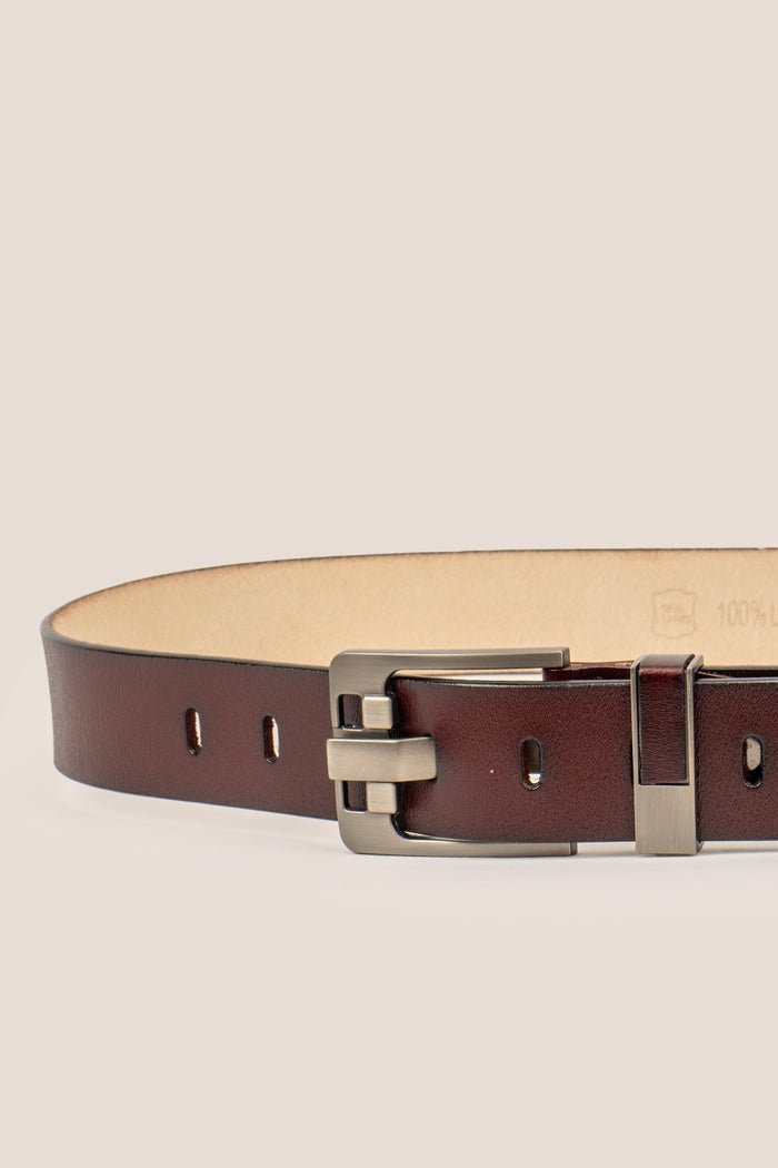 Noah Brown men’s classic leather belt in dark brown with silver buckle—premium, elegant, and perfect for formal or casual wear.
