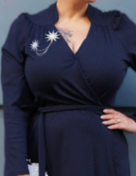 Schmeichelhaftes Wickelkleid 40´s Leaf, Navy