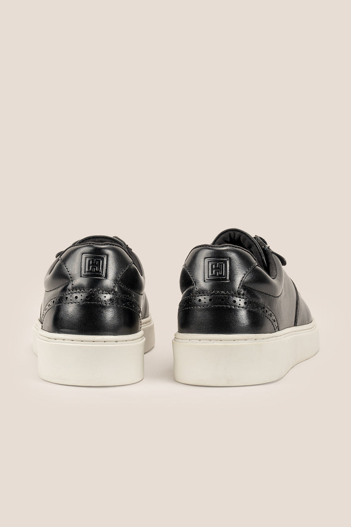Scout black leather derby sneakers for men, blending classic derby style with sneaker comfort for everyday wear.