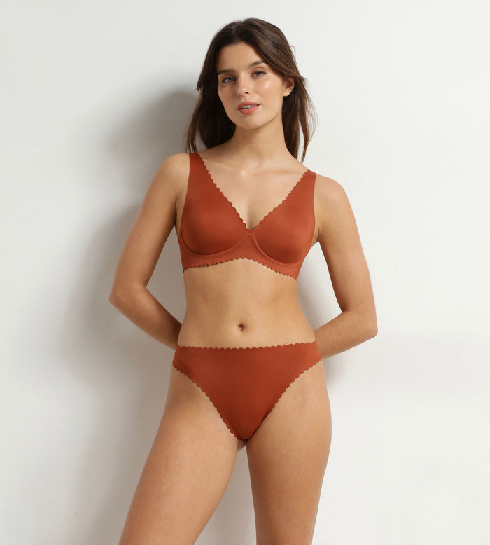 String femme Brun Cannelle en microfibre Dim Body Touch