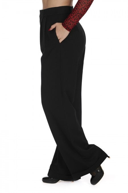 Swinghose Etta, Schwarz