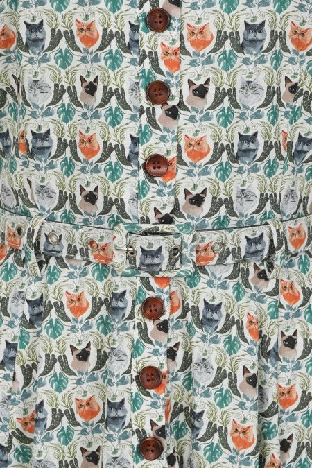 Swingkleid Bella Purrfect mit Katzenmotiv, Weiß-Bunt