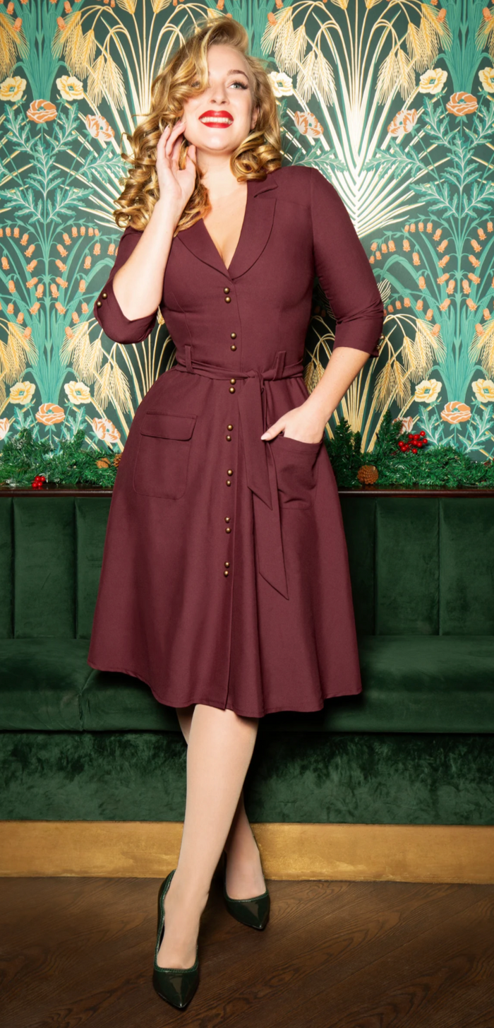 Swingkleid Giselle mit Gürtel und Frontknopfleiste, Rostrot