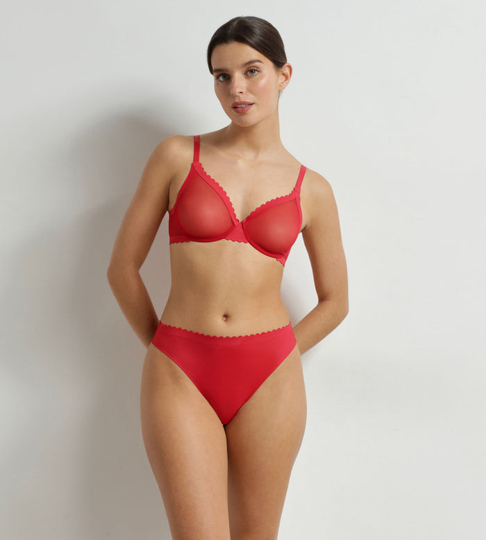 Tanga femme en tulle Rouge Dim Body Touch Cheeky