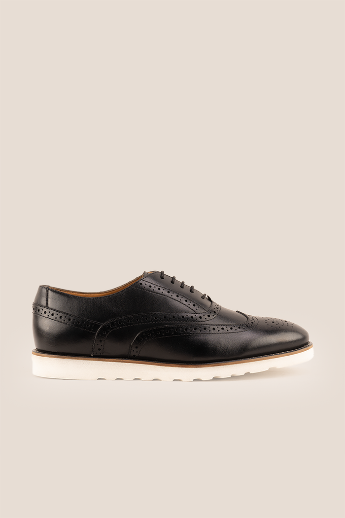 Tyler II black Oxford brogue leather shoes for men featuring detailed perforation, premium leather, and a classic formal silhouette.