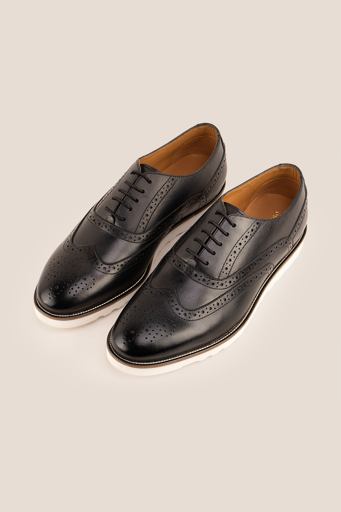Tyler II black Oxford brogue leather shoes for men featuring detailed perforation, premium leather, and a classic formal silhouette.
