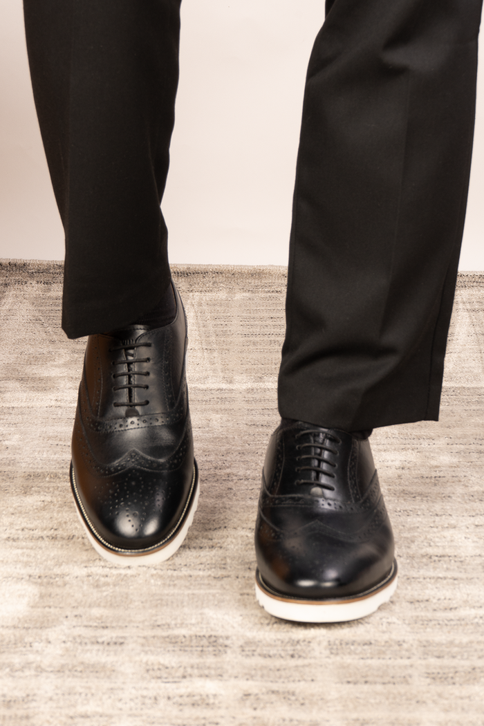 Tyler II black Oxford brogue leather shoes for men featuring detailed perforation, premium leather, and a classic formal silhouette.