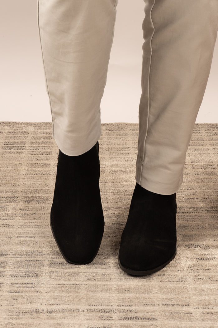 Vinnie Black Suede Chelsea Boots | Oswin Hyde
