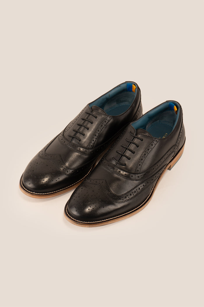 Winston Black Brogue Oxford leather shoes for men with classic perforated detailing and polished finish, ideal for formal and professional occasions.