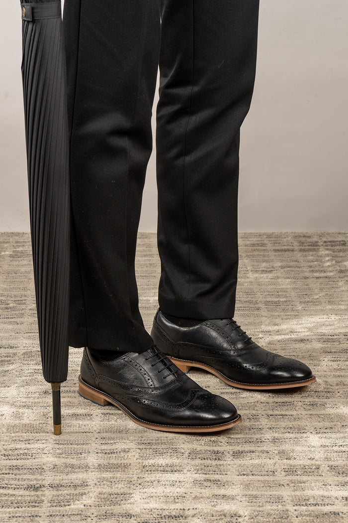 Winston Black Brogue Oxford leather shoes for men with classic perforated detailing and polished finish, ideal for formal and professional occasions.