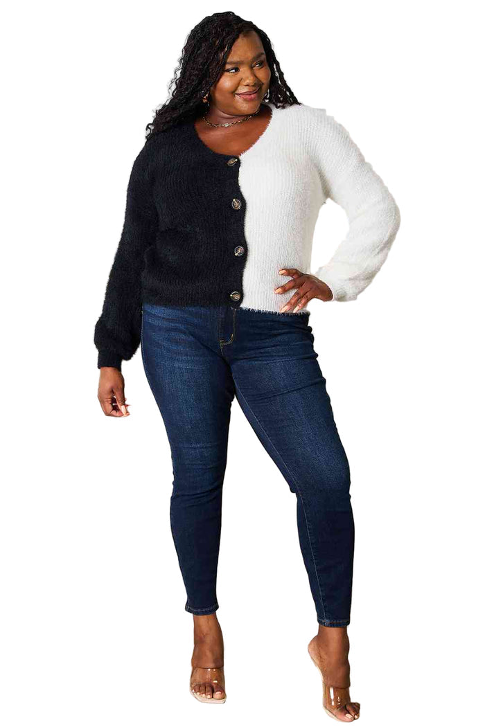 Woven Right Contrast Button-Front V-Neck Cardigan