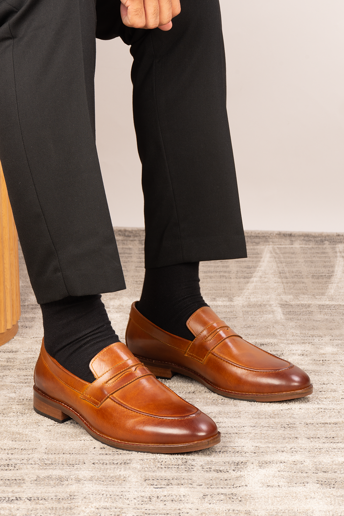 Wyatt Tan classic men’s loafer made from premium crust leather by Oswin Hyde, showcasing timeless style and craftsmanship.